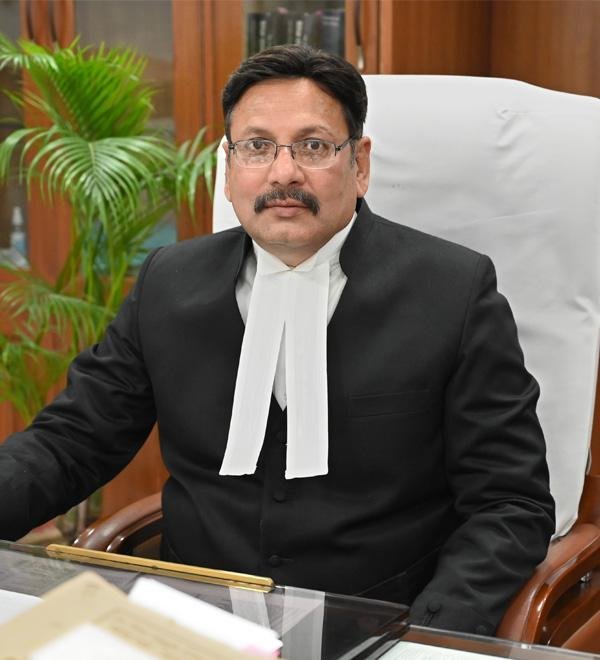 Hon'ble Mr.Justice Purnendu Singh