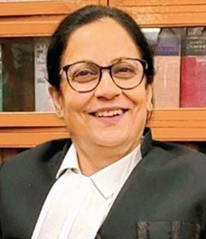 Smt. Nivedita Nirvikar
